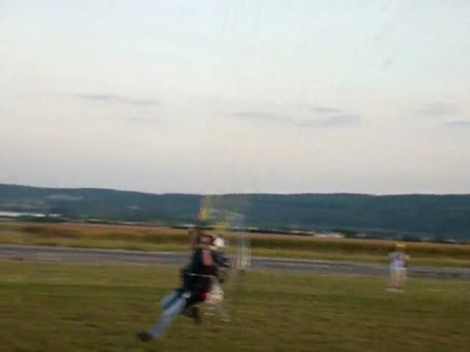 Ecole Grand Vol Paramoteur, Paris (95), 1er vol de Matthieu