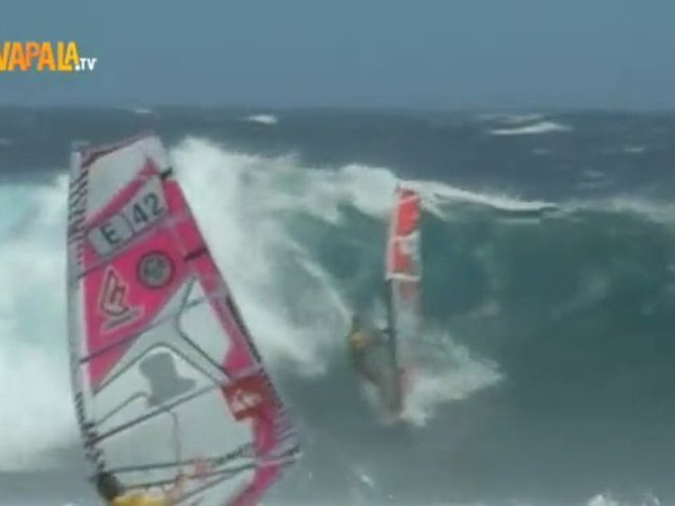Enorme contest de windsurf à la Reunion