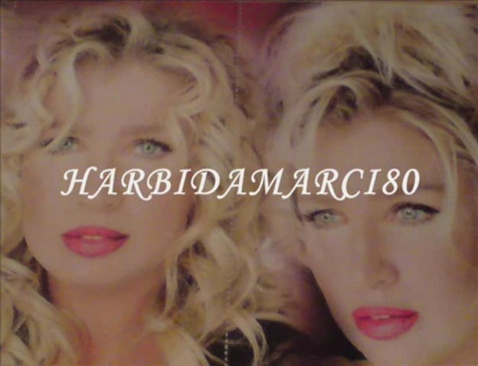 SEDA SAYAN O KENDINI BILIYOR