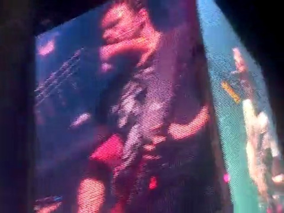 MUSE (PLUG IN BABY) HALL TONNY GARNIER LYON 22 NOVEMBRE 2009