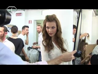 MILAN FW S/S 2010 VERSACE BACKSTAGE WOMAN