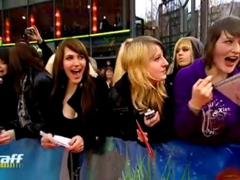 09-11-23 - taff - Bill - Minimoys 2 Premiere - Interview