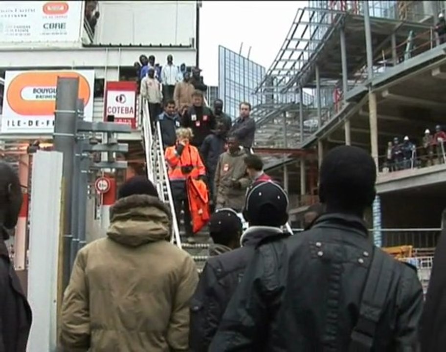 Des travailleurs sans-papiers réclament leur droit de grève