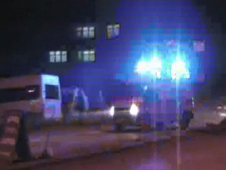 HAKKARİ'DE İZMİR OLAYLARI PROTESTO EDİLDİ