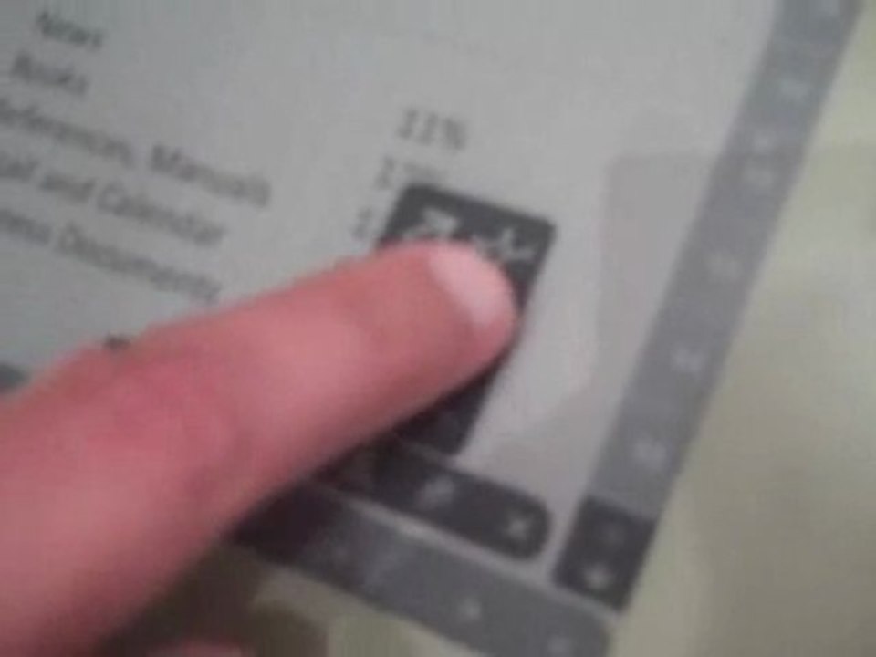 eBook Reader Review The Plastic Logic Que