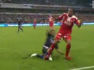 FOOT JAMBE CASSÉE AÏE OUCHHHH !!!!