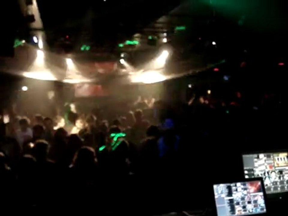 djtonio/manege dejante au bt59 le 21/11/09