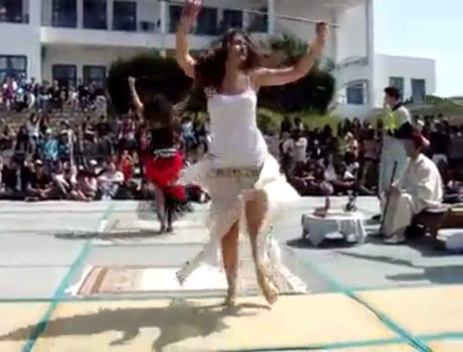 choufou lycée chwlew i3almou fih 9alou ma3adech 9raya