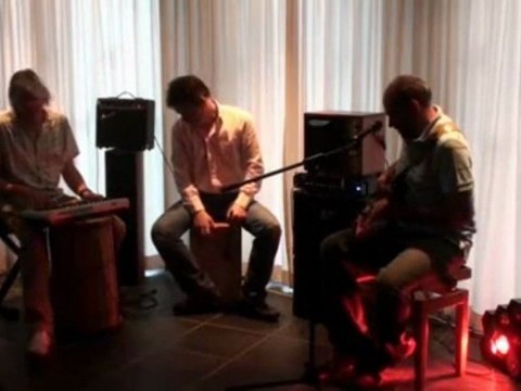 The Beagle Barks Back