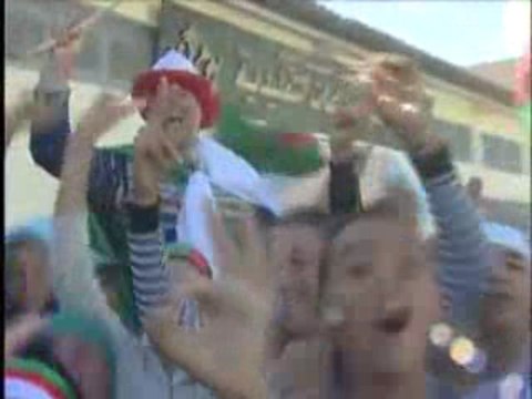 Tahar Safir célèbre en chanson la qualification de l'Algérie