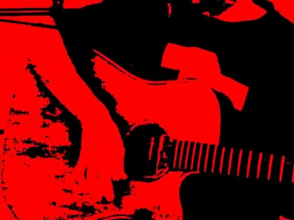 La photo d'Alice Carroll (version acoustique)