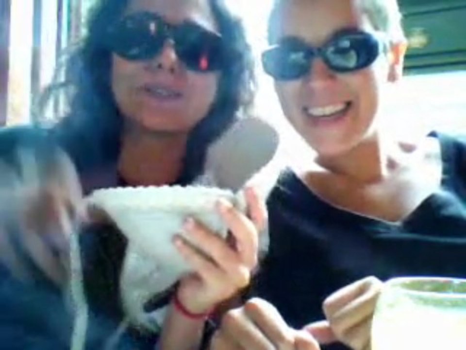 Noodles, Café & Shopping...