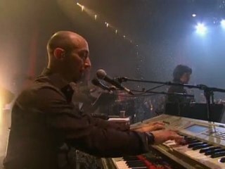 ANNIE CORDY (2007) -""la bonne du curé""