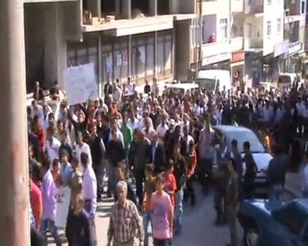 DİLOVASI ÇÖP DEPONİ ALANI PROTESTOSU