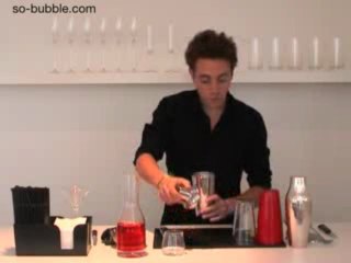 Cocktail : préparation au shaker