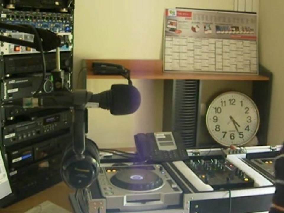 DJ PHIL RIG ( BORDEAUX ) 90.7FM