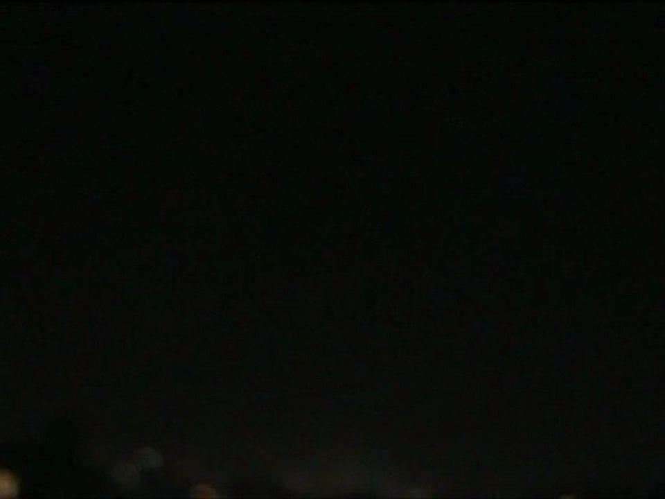 MOV08B ASIM UÇAK-UFO KARTAL İSTANBUL 24 KASIM 2009 PART 3