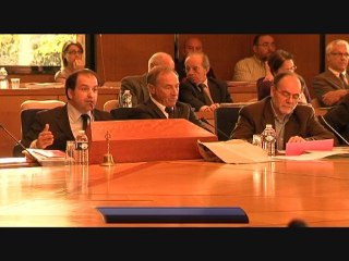 Le maire de Saint-Leu contre le CG