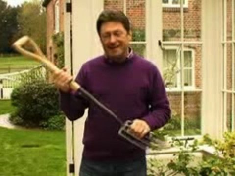 Alan Titchmarsh - Forged Range - Gardeners Heaven