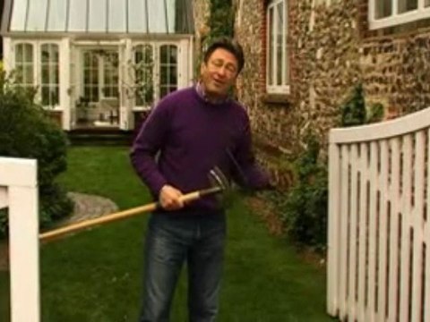 Alan Titchmarsh - Springbok Rake - Gardeners Heaven