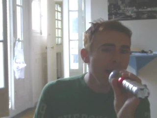 Wiwi égratigne "Shine on" de RIO