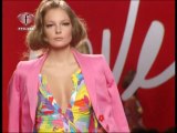 ENIKO MIHALIK MODELS S/S 09 MILAN