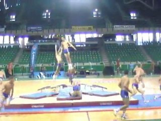 Virade de Rezé - Vaincre La Muco - extrait 2 : trampoline