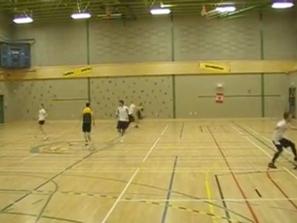 MOV04b