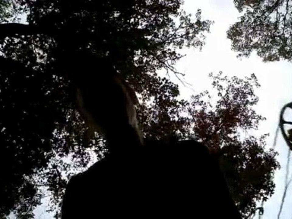 SHOOTING A BOW & ARROW [11/24/09] - 216