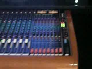 LA CASA studio en mode NAKK MENDOSA
