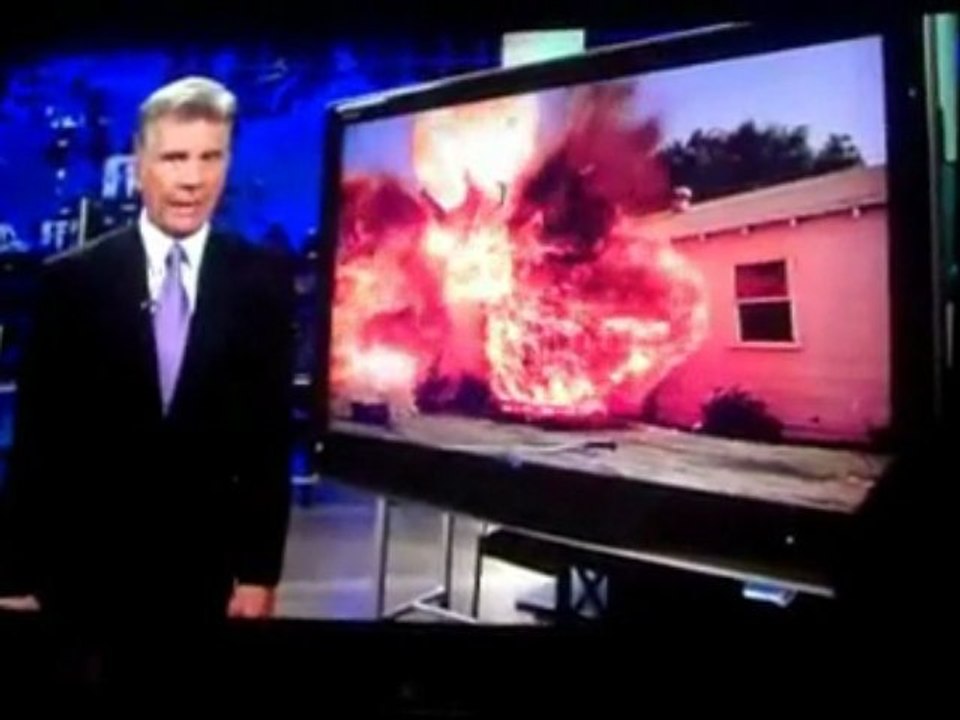 LOST Comic Con Panel Video - Kate on Americas Most Wanted