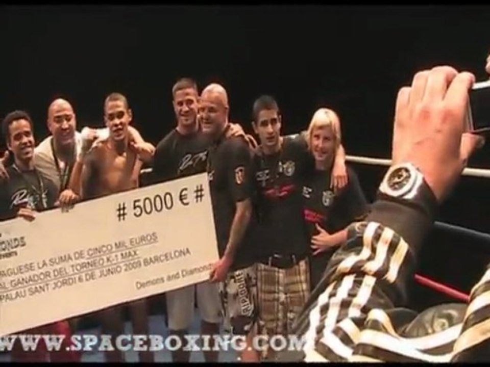 SPACEBOXING.COM CUMPLE 1 AÑO