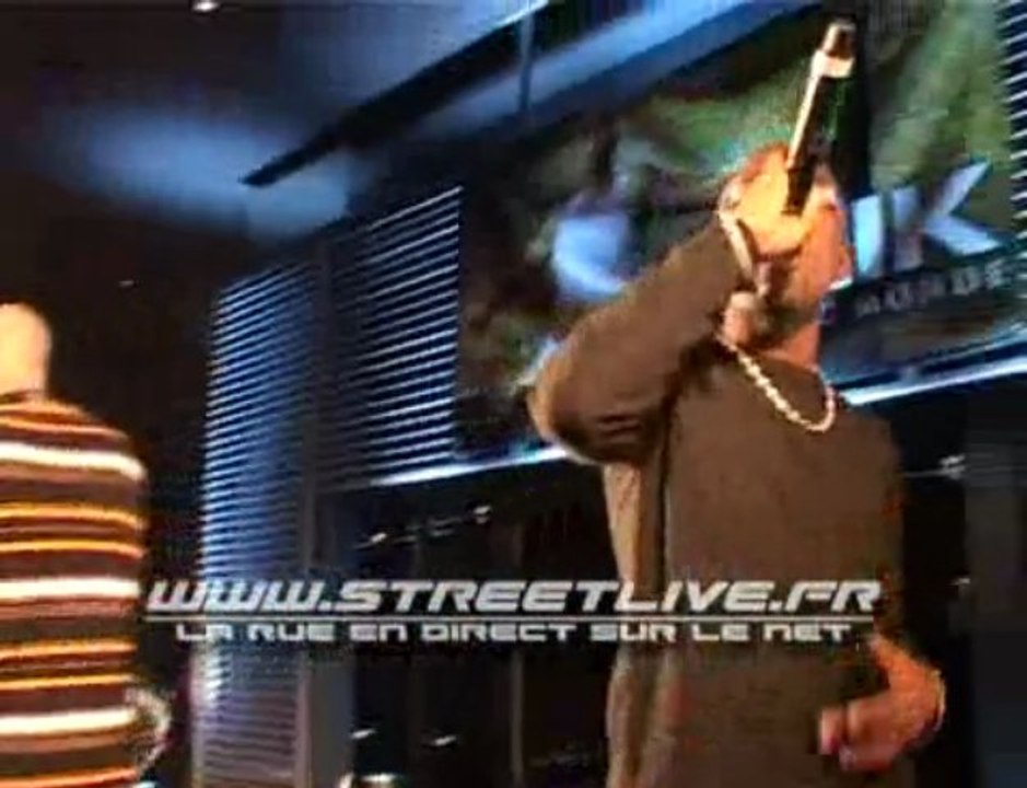 showcase Sinik sur le toit de la Tour Montparnasse_3