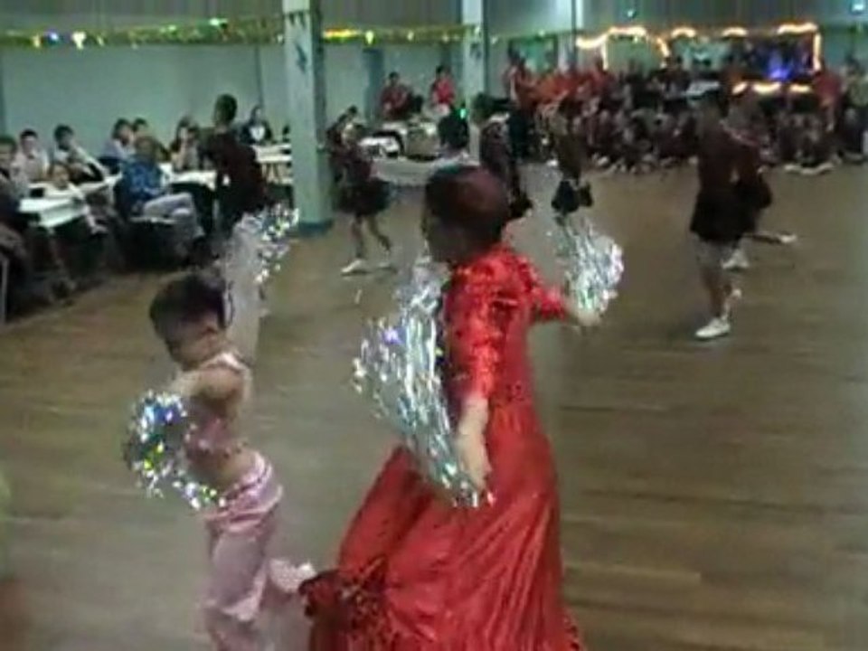 Danse des petites "Soirée Disco 2009"
