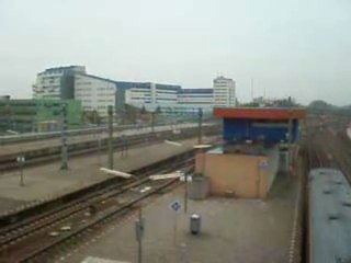 2.1 vertrekkende trein + Oostzijde station ri.gouda - schied