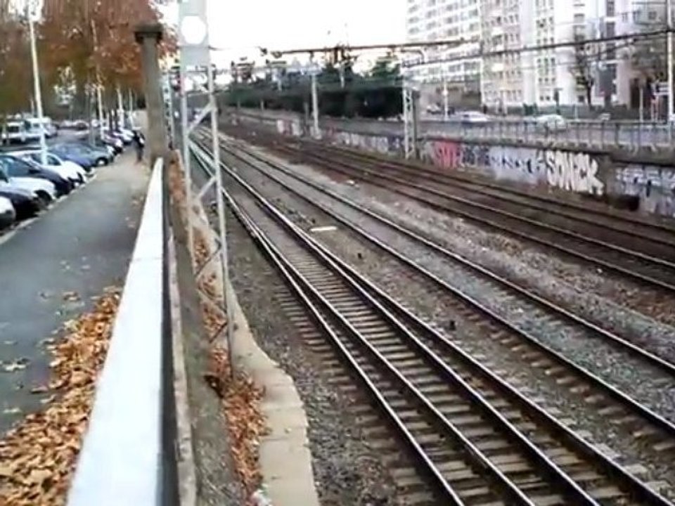 BB 25000 en livrée en Voyage+BB 75000 Fret+BB 67000 Fret+ 14 Trains TER+4 trains TGV à Lyon le 27/11/09