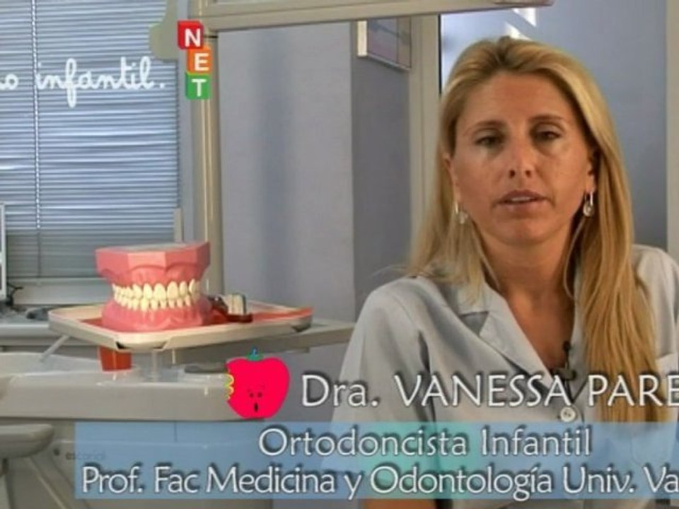 ¿Es normal que los dientes definitivos sean más blancos?