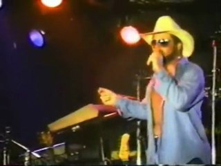 ELVIS,HANK JR, WILLIE ALL PERFORMED BY JEFF GOLDEN