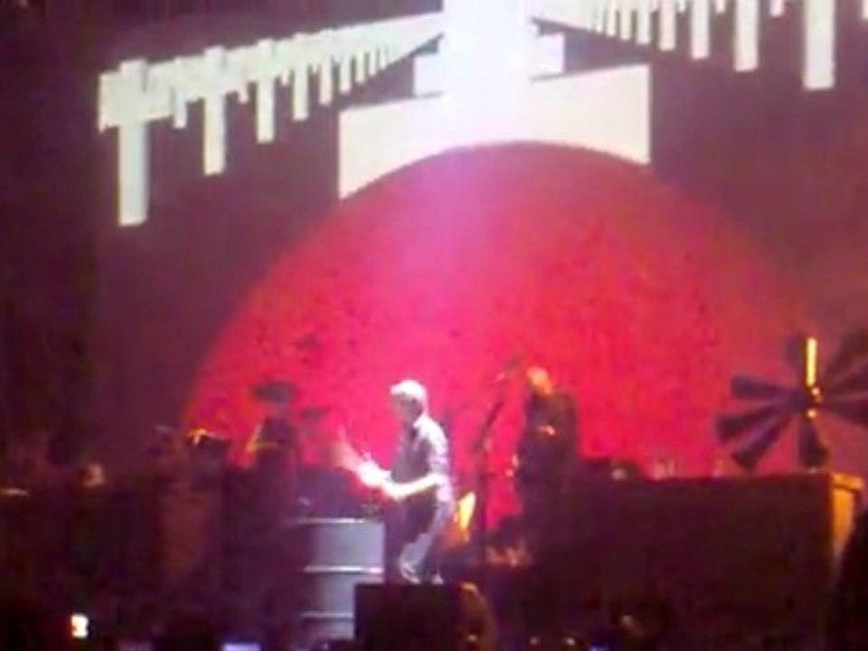 Indochine à Lyon le 21/11/2009 - La Lettre de Métal (fin)