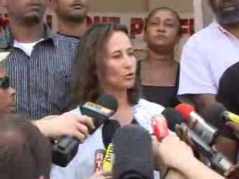 Ségolène Royal invite F. Fillon à venir en Guadeloupe, AFP