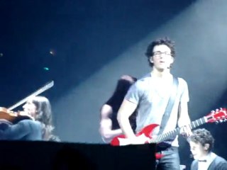 Fly with me-Jonas brothers paris