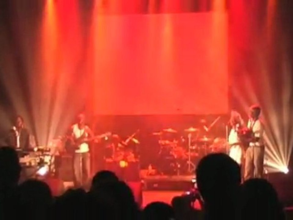 H'sao-Make me feel good-live.