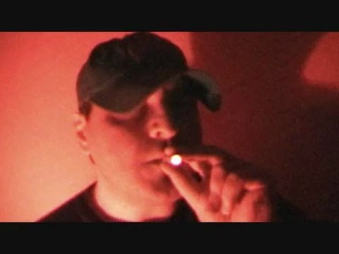 Smoking a Green Smoke Electronic Cigarette while Vaping Out!