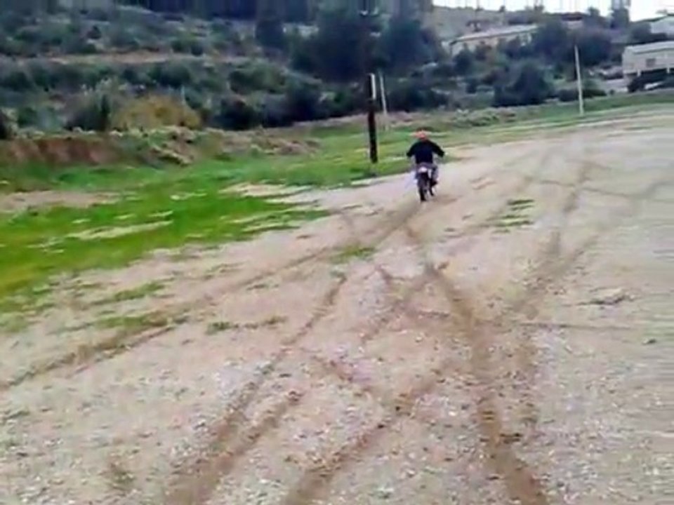 Redemarrage 80 YZ 1981 après plusieurs années d'inactivité!