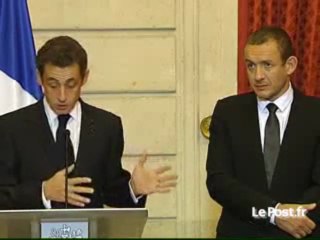 Le vrai nicolas sarkozy devant Dany boon