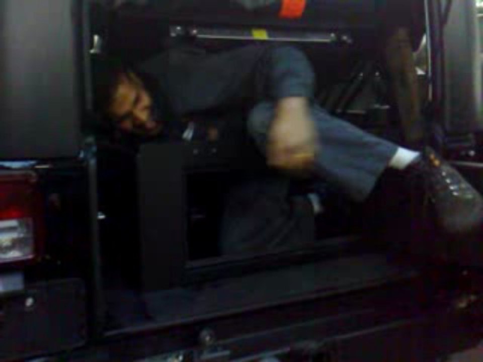 Regis ce met en boite