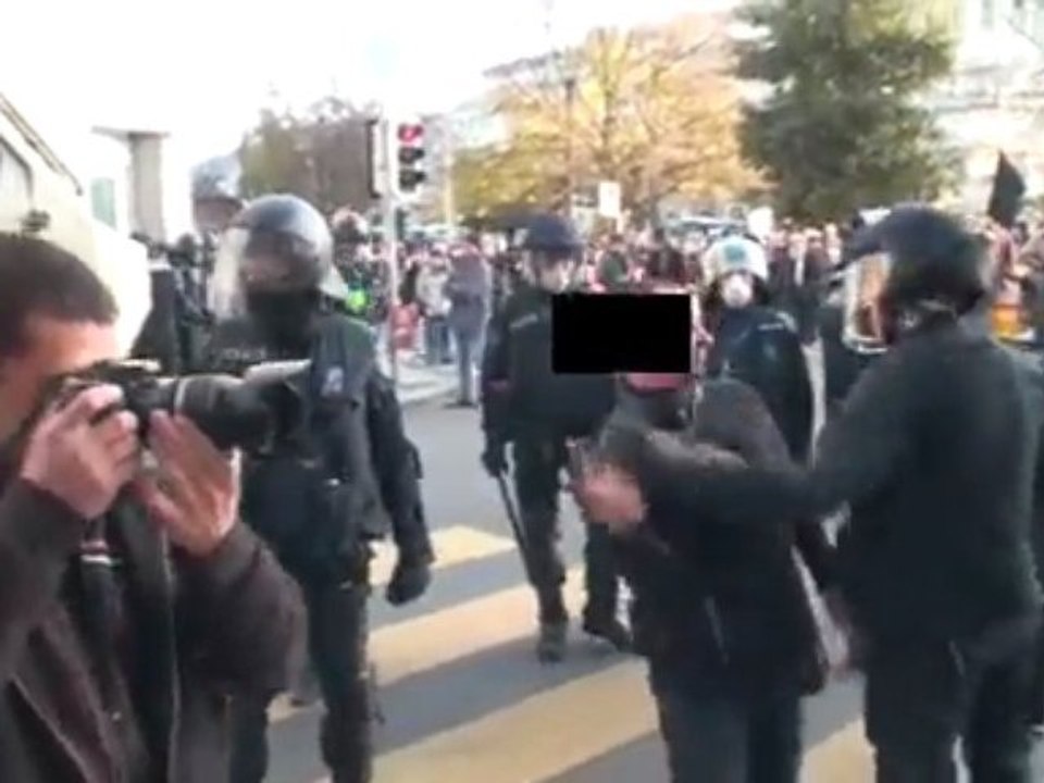 OmC geneve suisse 2009 manifestion casseur // police