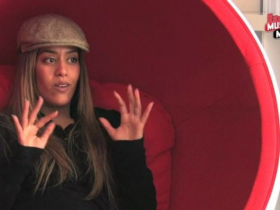 Amel Bent en interview pour l'album "Où je vais"