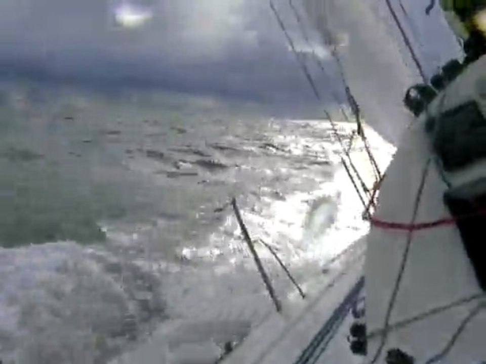 Pogo 8.50 - Epsilon 3D - Au près par force 6