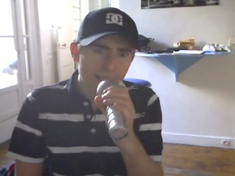 Wiwi égratigne Next time